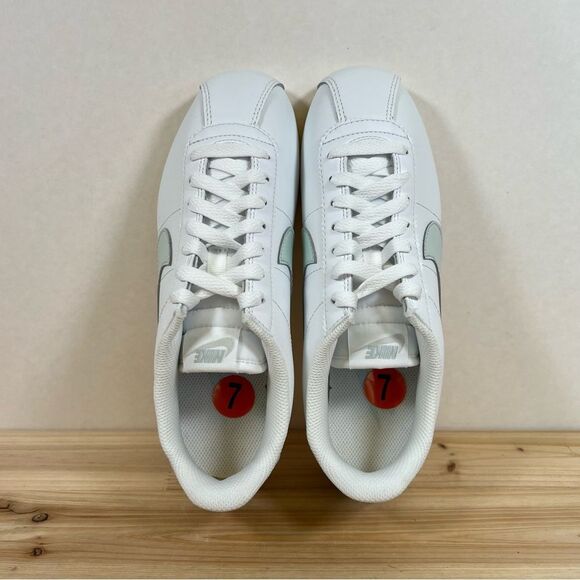 Nike Cortez leather sneakers Womens 7 Summit White Light Silver - Picture 6 of 8